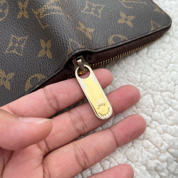 Lv Compact wallet - Picture 3 of 16